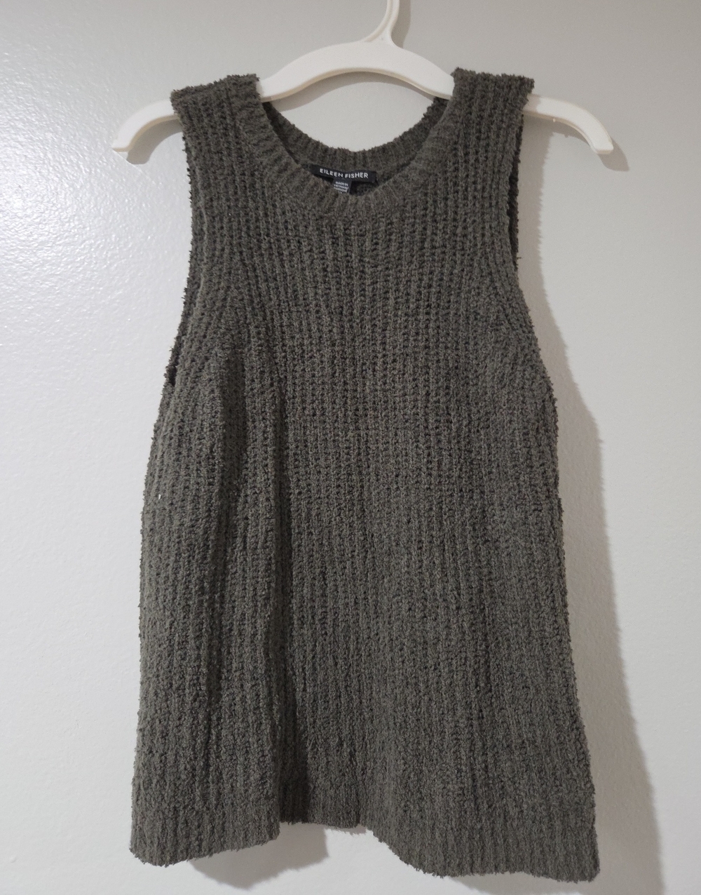 Eileen Fisher Olive Scoop Neck Sleeveless Knit Top
